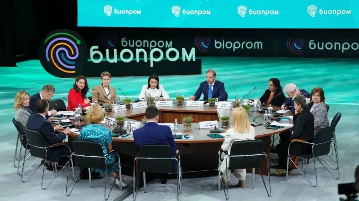 Губернатор Вячеслав Федорищев возглавил делегацию Самарской области на международном форуме «БИОПРОМ»