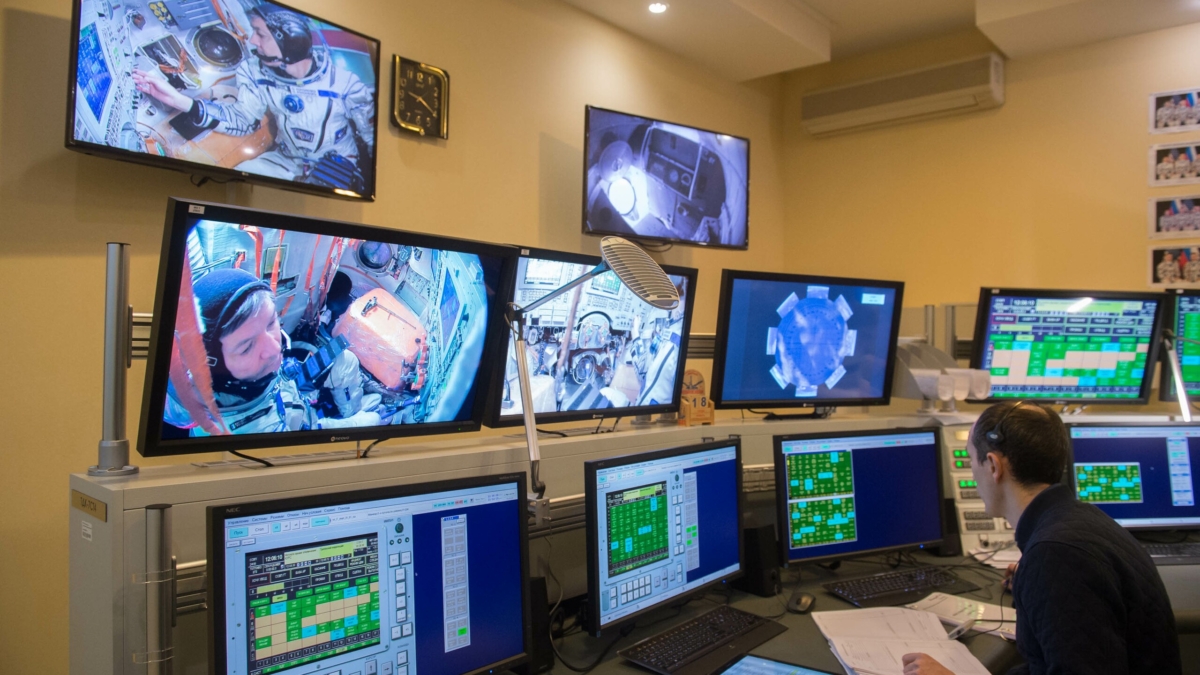 За гранью обыденного: 3 загадочные встречи с НЛО, бросающие вызов реальности Официальный сайт госкорпорации «Роскосмос» www.roscosmos.ru, ЦПК