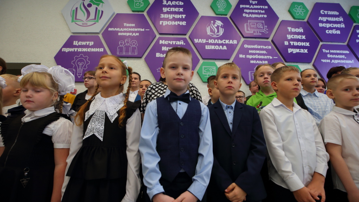 Томский губернатор открыл отремонтированную по нацпроекту школу поселка Улу-Юл
