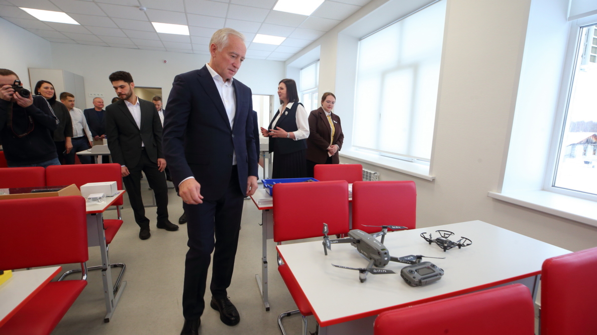 Томский губернатор открыл отремонтированную по нацпроекту школу поселка Улу-Юл