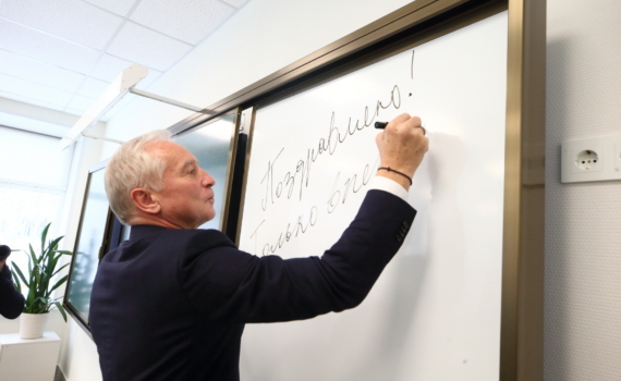 Томский губернатор открыл отремонтированную по нацпроекту школу поселка Улу-Юл