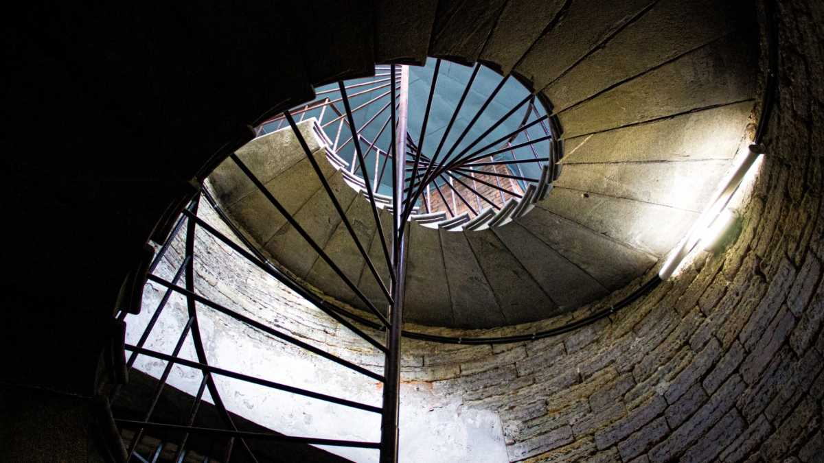 Похудеть без тренажеров реально: начните подниматься по ступенькам – за месяц сбросите 4 кг ИА SM-News