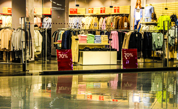 Тайна идеальной фигуры раскрыта: вот платье-загадка — изюминка вашего образа Тайна идеальной фигуры раскрыта: вот платье-загадка — изюминка вашего образа