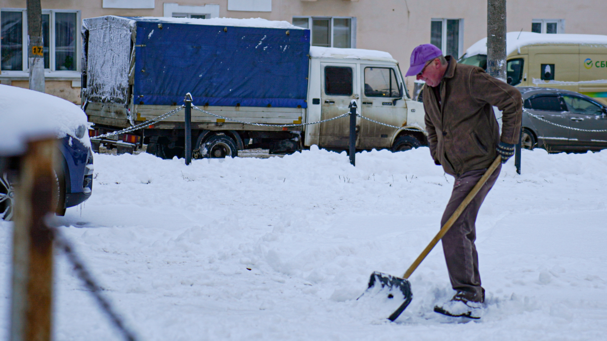 Соседи каждое утро чистят снег, а я пью кофе: вот как убрать проблему раз и навсегда Светлана Мулыкина