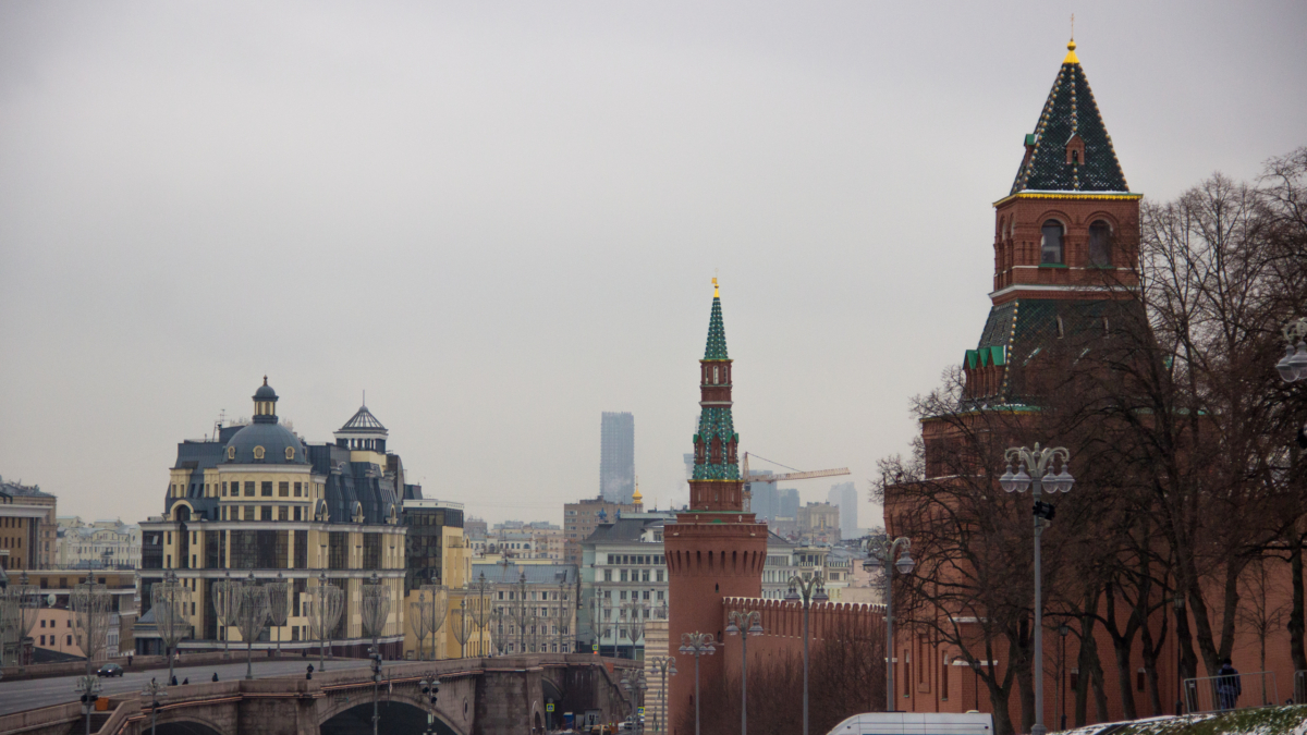 Власти стоят перед вызовом социального недовольства из-за падения доходов россиян ИА SM-News