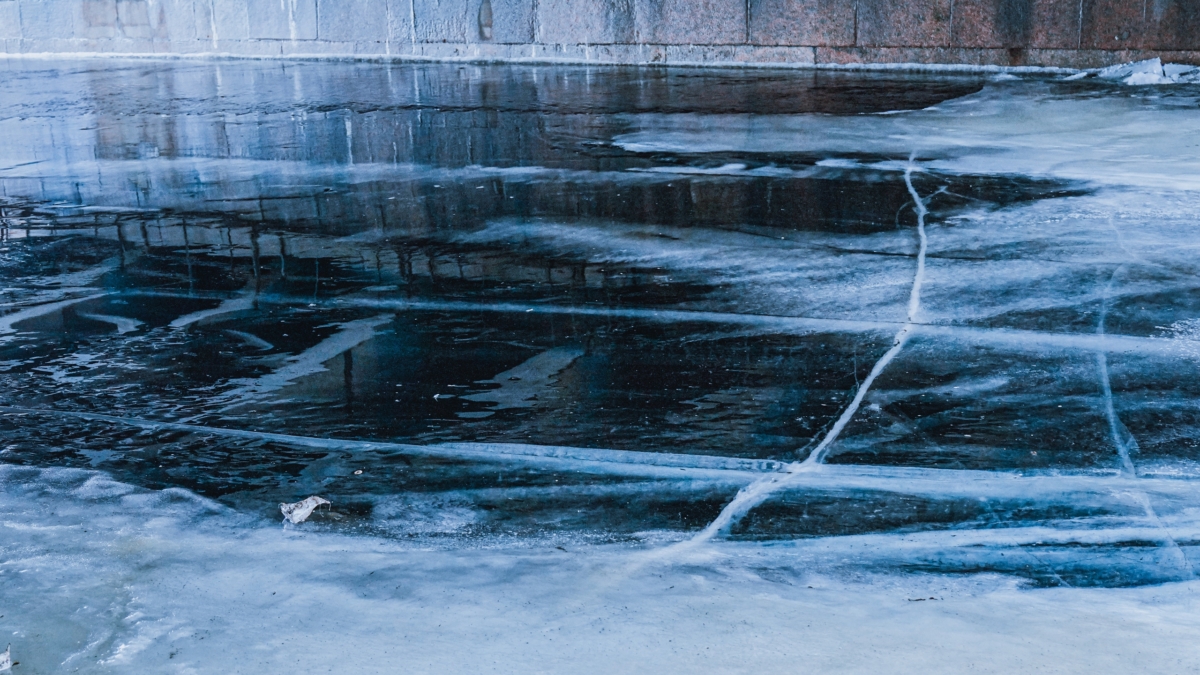 Прощай, гололёд: как я решила проблему скользкой зимней обуви — лайфхак от падений ИА SM-News