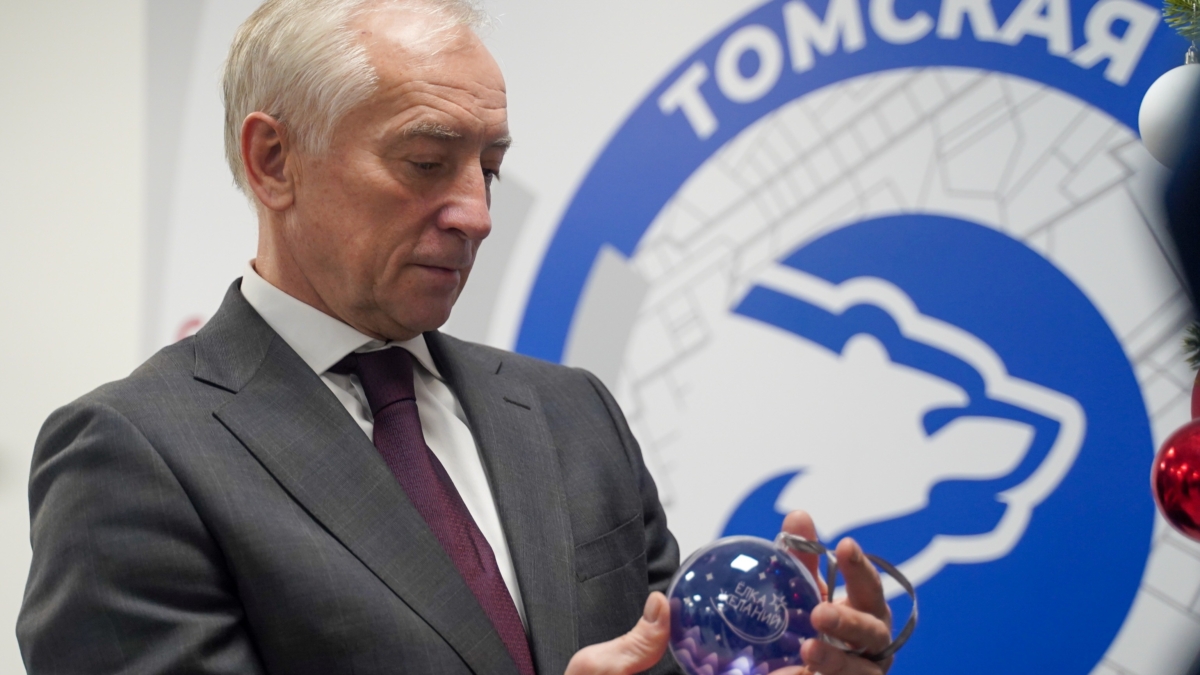 Губернатор Владимир Мазур исполнит новогодние мечты томских участников «Елки желаний»