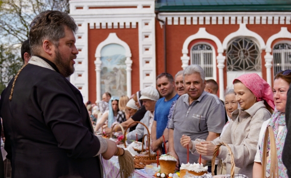 Радикальный исламизм и геттоизация православия стали угрозами нацбезопасности в России, заявил представитель РПЦ Радикальный исламизм и геттоизация православия стали угрозами нацбезопасности в России, заявил представитель РПЦ
