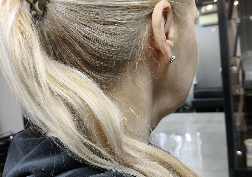 Выпадение, сухость и ломкость: как спасти волосы в холодный сезон — зимой нельзя делать это ИА SM.News