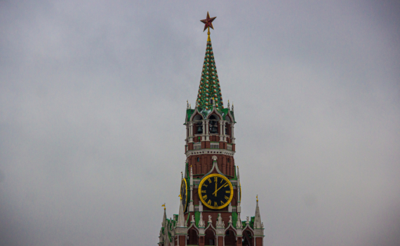 Попытки модернизации в РФ заканчиваются фикцией, заявил эксперт Попытки модернизации в РФ заканчиваются фикцией, заявил эксперт