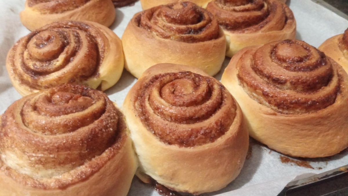 Ароматные, мягкие, с хрустящей корочкой: домашние пампушки с маковой начинкой ИА SM.News