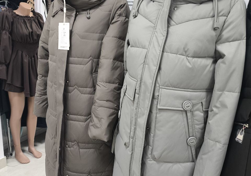 Теннисные мячи, 30 градусов и никакого отжима: секрет идеальной стирки пуховика ИА SM.News