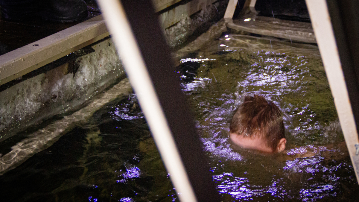 Крещение Господне 19 января: что говорят Бог, вода и природа? Что можно и нельзя, когда открыто небо ИА SM-News