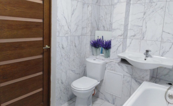 Всего 2 ложки — и ванна снова белоснежная: проверенный лайфхак. Засияет как новая Всего 2 ложки — и ванна снова белоснежная: проверенный лайфхак. Засияет как новая