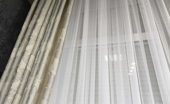 Шторы, которые делают зал живым: как выбрать для уюта — и ремонт не нужен Шторы, которые делают зал живым: как выбрать для уюта — и ремонт не нужен