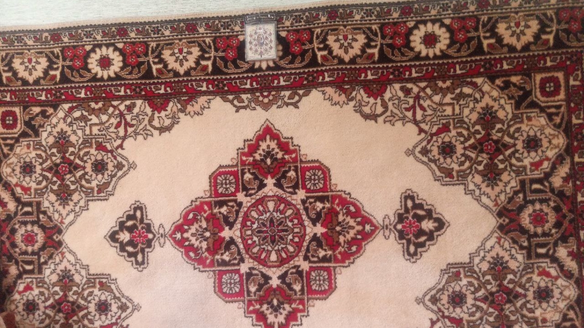 Ковры на стене снова в моде: почему дизайнеры советуют вернуть этот приём — вы точно удивитесь ИА SM.News