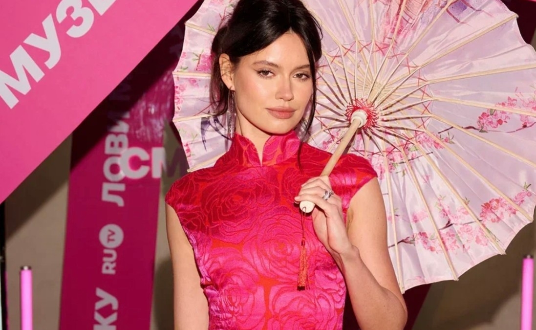 RU.TV запущен бьюти-проект «Сияй по-звездному» с Катей Голден пресс-служба РМГ