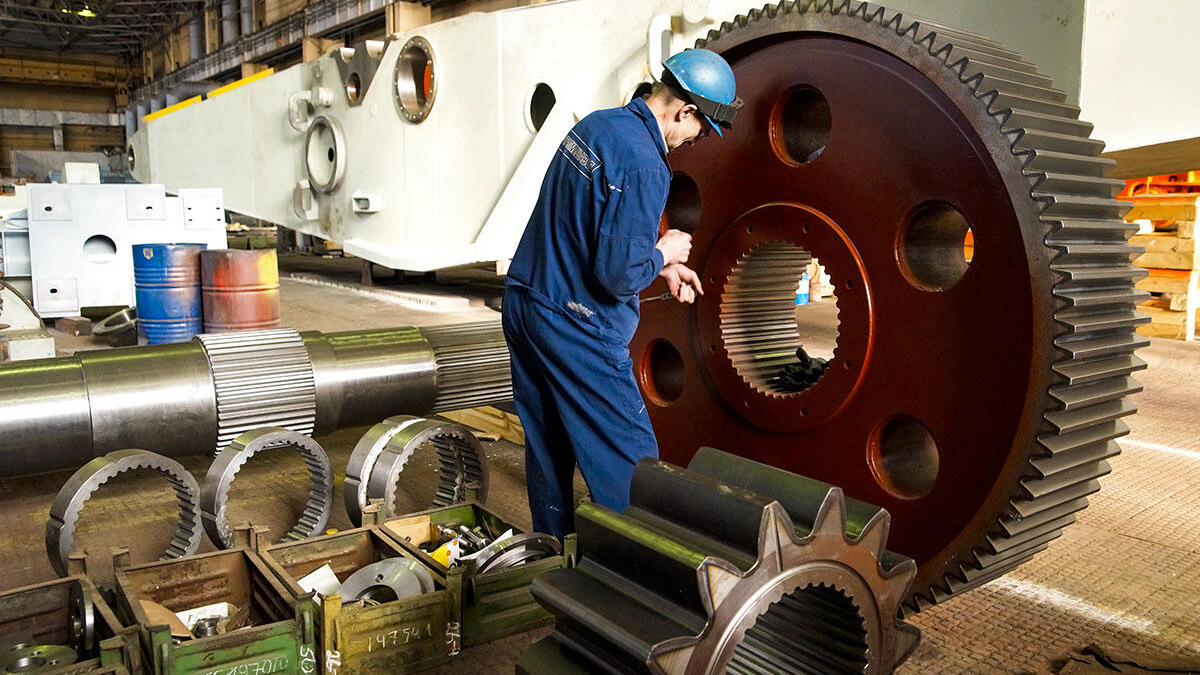 Кремлю необходимо пересмотреть бюджетные приоритеты, заявил эксперт ГК «УЗТМ-КАРТЭКС»