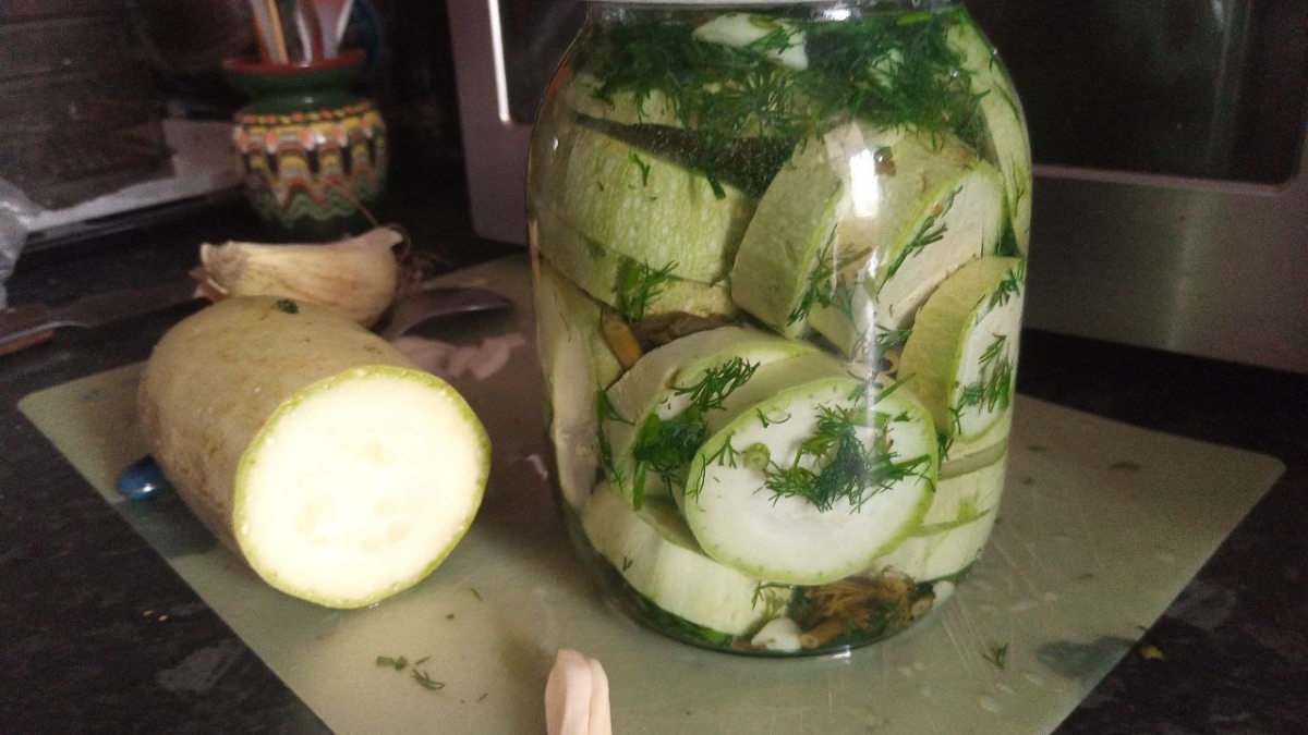 Тянет на кислое и солёное? Ваш организм просит о помощи — вся правда об огурце и рассоле ИА SM-News