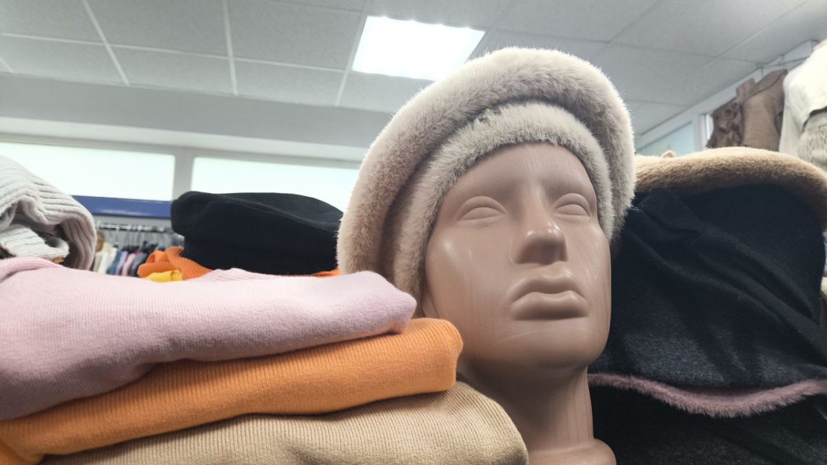 Эти детали выдают возраст: что срочно убрать из шкафа после 45 — и образ сразу станет моложе ИА SM.News