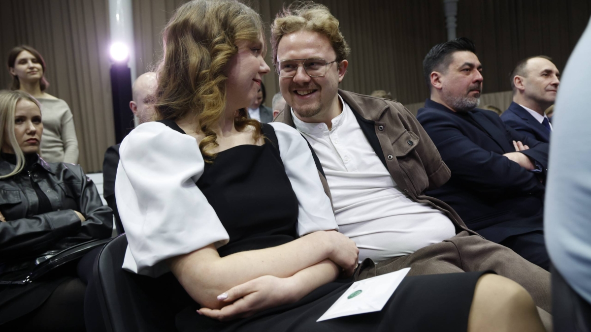 Не чувствую себя обделенным: тульский ветеран СВО без рук позвал Миляева на свадьбу Дмитрий Дзюбин