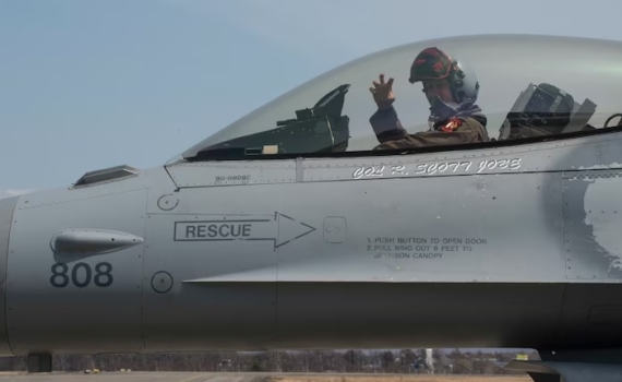 СВО остановить, по Ирану бить: советник Груздева Курицын (Невский) - в политическом шпагате СВО остановить, по Ирану бить: советник Груздева Курицын (Невский) - в политическом шпагате