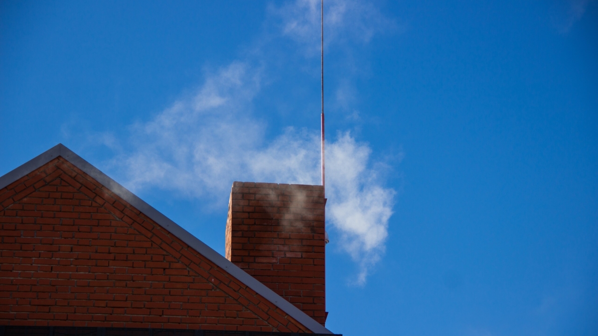 Как почистить дымоход — не пачкая рук? Этот метод опытных печников за 5 минут творит чудеса ИА SM-News