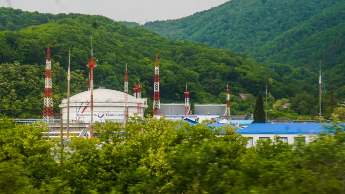 Цены на нефть и газ не вернутся на уровень начала 2026 года, заявил эксперт ИА SM-News