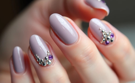 50 оттенков серого на кончиках пальцев: маникюр весны 2026 — покажет ваш безупречный вкус без слов 50 оттенков серого на кончиках пальцев: маникюр весны 2026 — покажет ваш безупречный вкус без слов