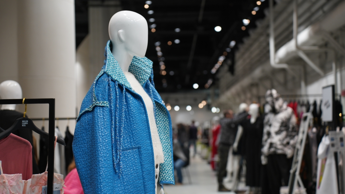 Модный хамелеон 2026: куртка, которая умеет быть разной — подходит к любой одежде ИА SM-News