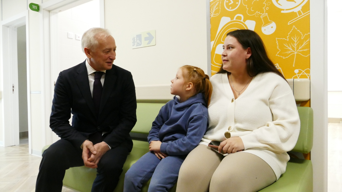 Первый замминистра здравоохранения РФ и томский губернатор открыли поликлинику в мегарайоне под Томском