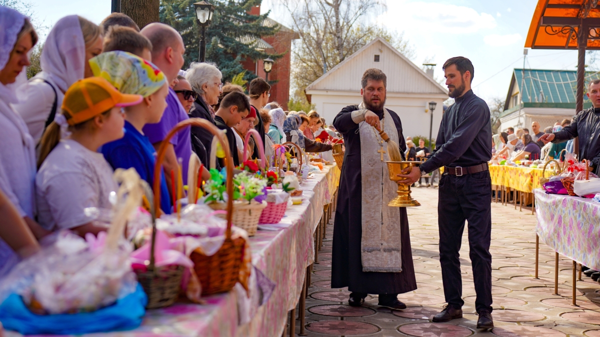 До Пасхи осталось 10 дней: когда печь куличи и красить яйца — полный календарь Светлана Мулыкина