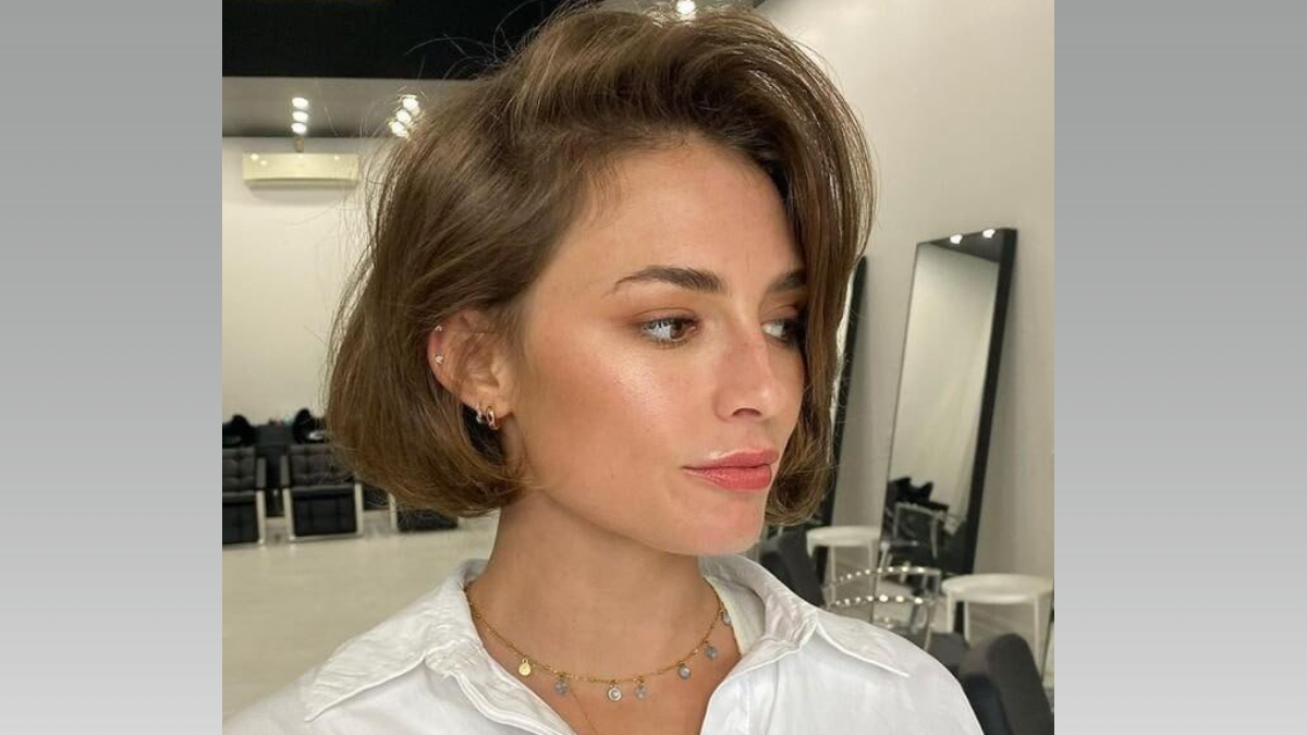 Эти 4 причёски в 40+ лучше не делать и на что их заменить — сохраняйте и покажите парикмахеру ИА SM-News, chatgpt.com