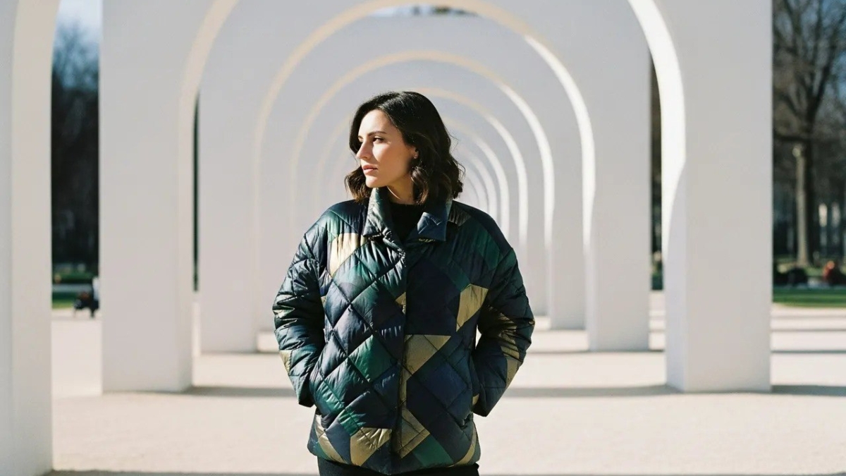 Старый пуховик ещё пригодится: уютные и полезные вещи своими руками — простые переделки удивят Generated by Chad AI (Imagen 4)