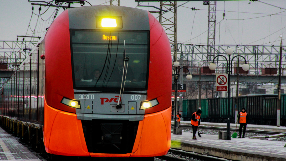 Не просто поездка: новый поезд превращает дорогу в культурное путешествие — иной взгляд на ж/д ИА SM-News