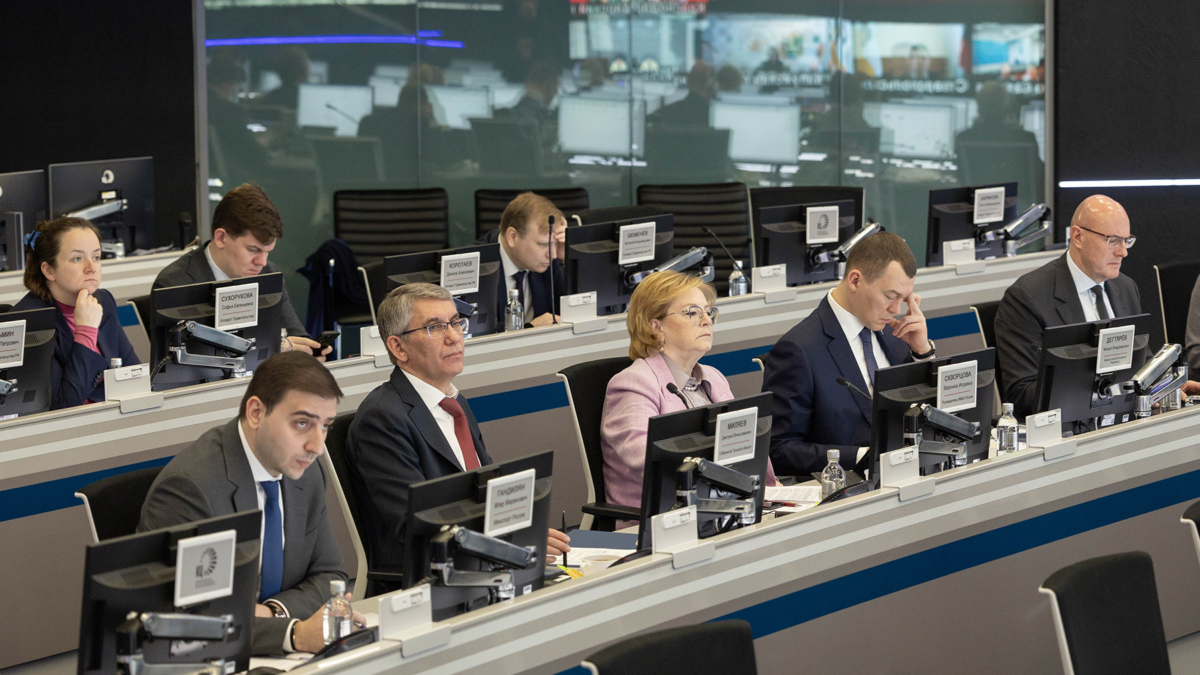 Дмитрий Миляев пригласил зампреда Правительства РФ Дмитрия Чернышенко принять участие в съезде учителей физкультуры в Алексине