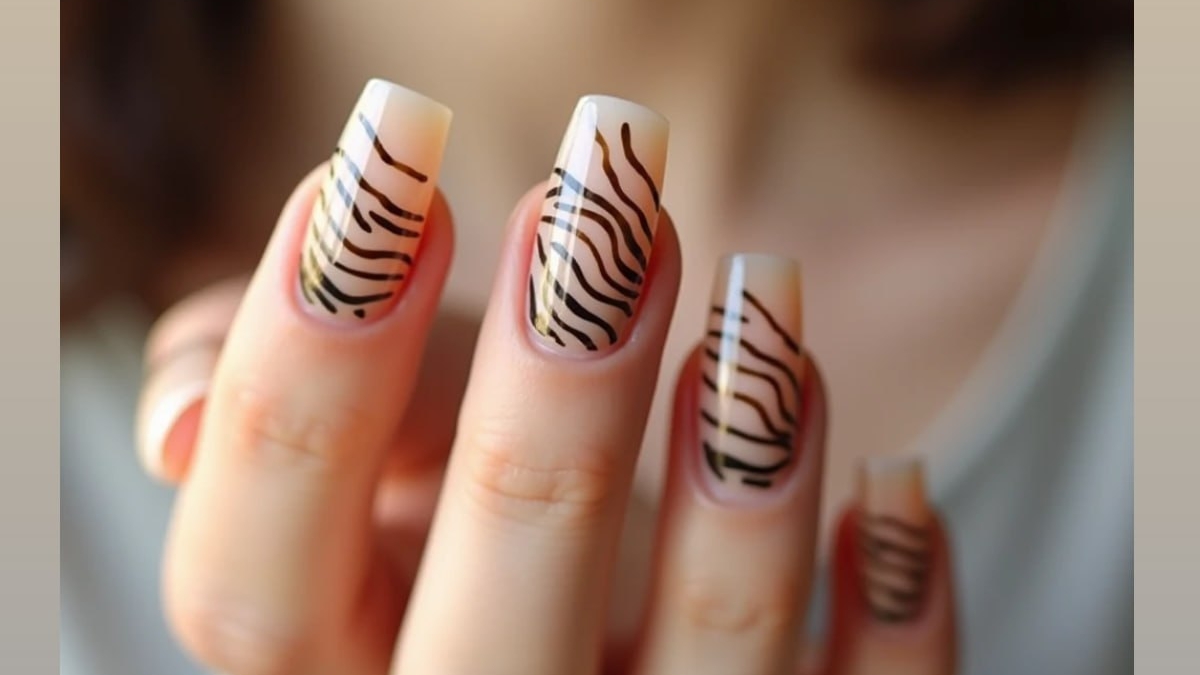 5 идей маникюра с животными и насекомыми: зебра, леди Баг и другие тренды весны 2026 ИА SM-News, seaart.ai