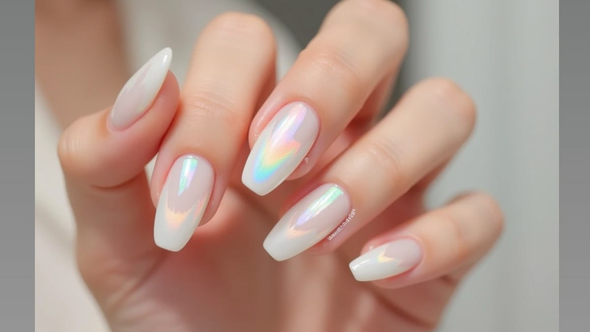 Ногти как после фотошопа: что за тренд lip gloss nails, который все повторяют — неожиданный эффект ИА SM-News, seaart.ai