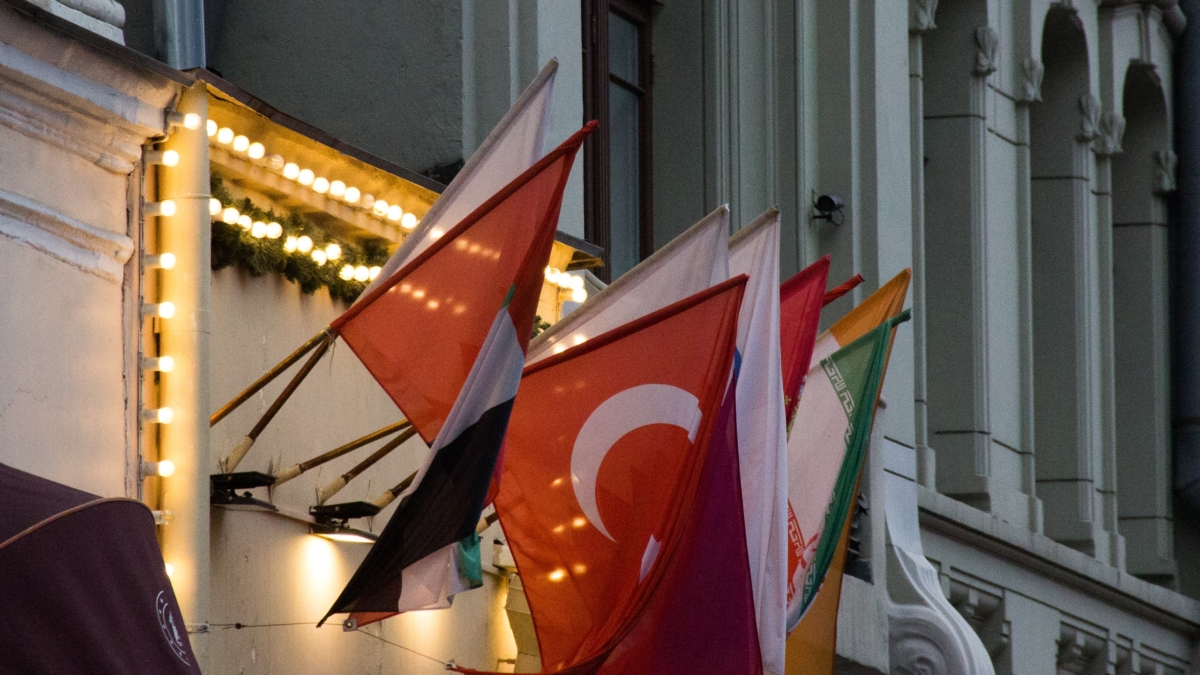 Аватков: Турция успешно балансирует между Востоком и Западом ИА SM-News