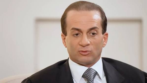 Политолог Сардарян: Цифровые алгоритмы заменят политические партии в принятии многих решений из личного архива Генри Сардаряна