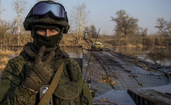 Разуваев: Лебедь и Березовский предали победу российской армии, заключив мир с чеченскими боевиками Разуваев: Лебедь и Березовский предали победу российской армии, заключив мир с чеченскими боевиками