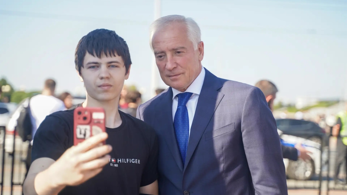 Губернатор Томской области Владимир Мазур открыл карьерный форум «Труд крут»