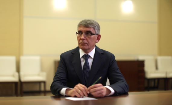Славьте Россию трудом: губернатор Миляев наградил сотрудников учебных заведений СПО Славьте Россию трудом: губернатор Миляев наградил сотрудников учебных заведений СПО